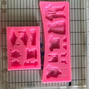 🍎3 for $10!!🍎 W Silicone Molds